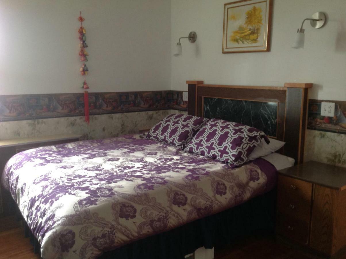 Heritage Place Hotel Gravelbourg Luaran gambar