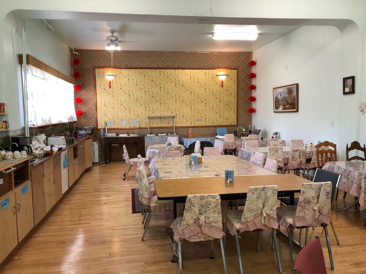Heritage Place Hotel Gravelbourg Luaran gambar
